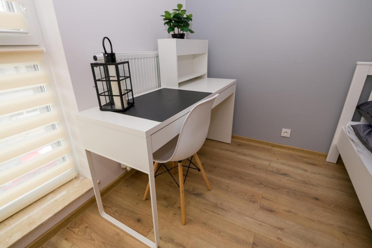 Apartament Przy Fabrycznym Lodź Bagian luar foto